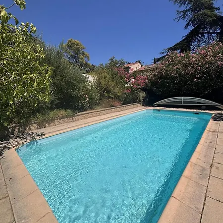 Harmonie Pool&parking Villa